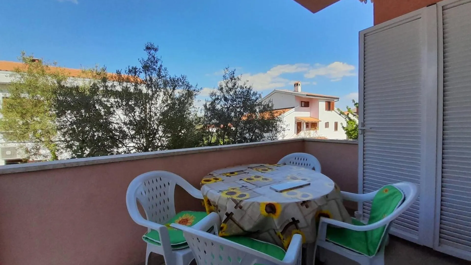 Charming Apartment Tihana With Washing Machine Krk Town